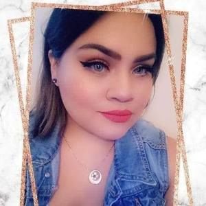 Meet your Posher, Alejandra